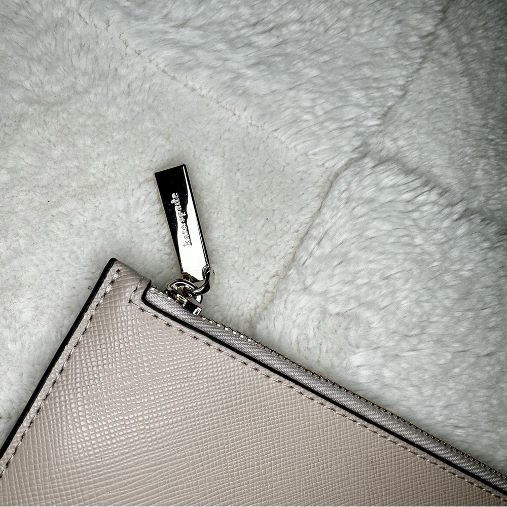NWOT KATE SPADE Thin Wallet Card Case Gray Tan Leather Minimal Quiet Luxury Norm - Picture 3 of 7